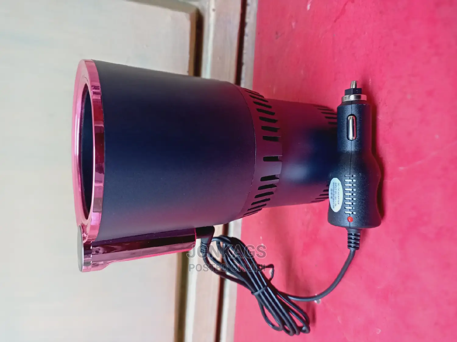 Hot and Cold Car Cup Holder