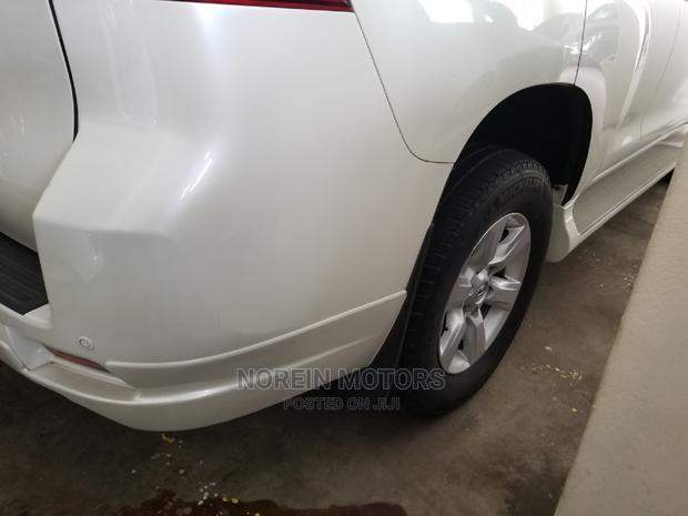 Toyota Land Cruiser Prado 2014 White - thumbnail 6