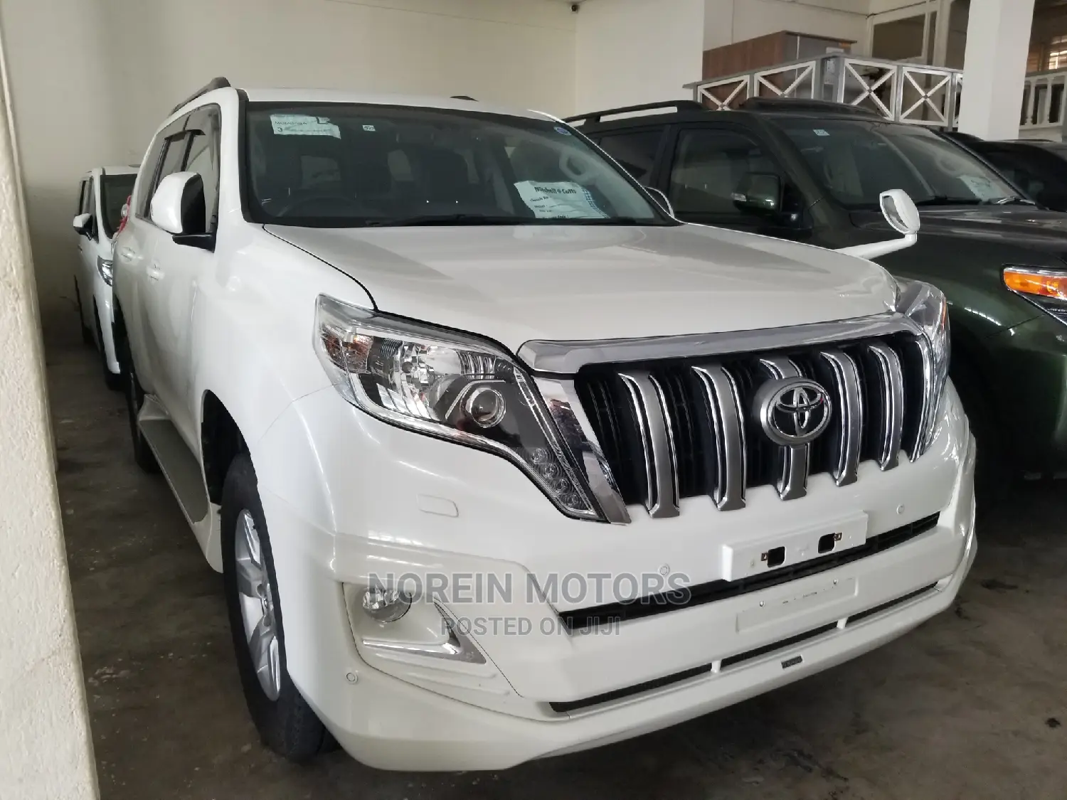 Toyota Land Cruiser Prado 2014 White