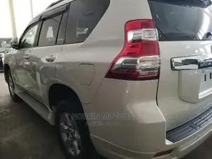 Toyota Land Cruiser Prado 2014 White