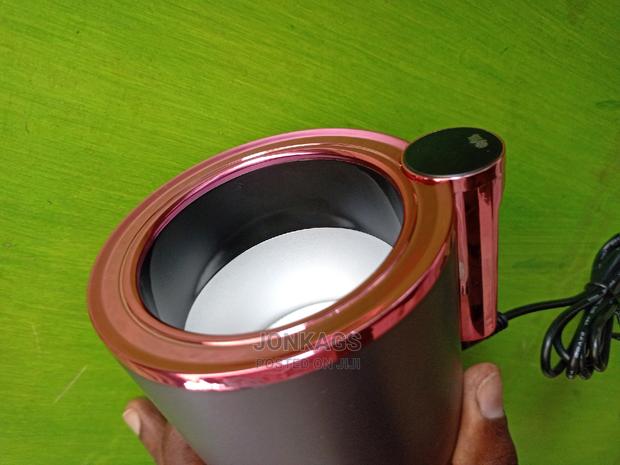 2-in-1 Smart Car Cup Warmer and Cooler - thumbnail 9