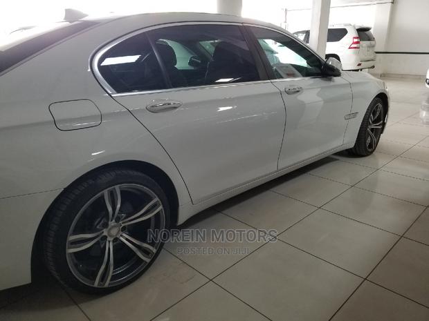 BMW 7 Series 2015 White - thumbnail 4