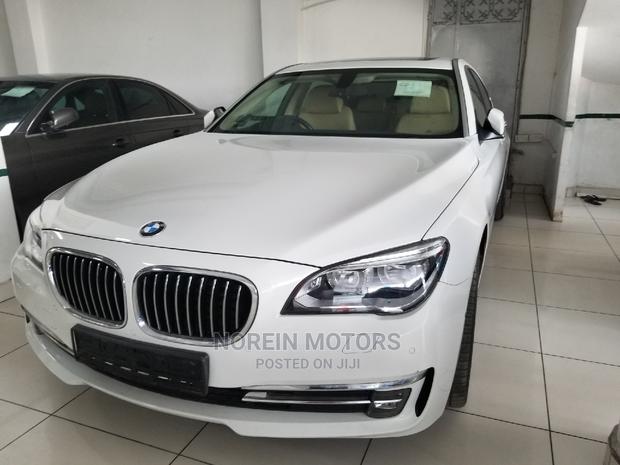 BMW 7 Series 2015 White - thumbnail 2