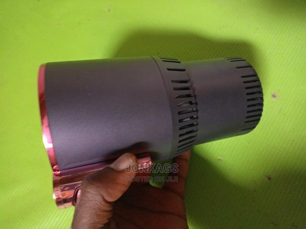 2-in-1 Smart Cooling Heating Car 12 v Holder - thumbnail 3