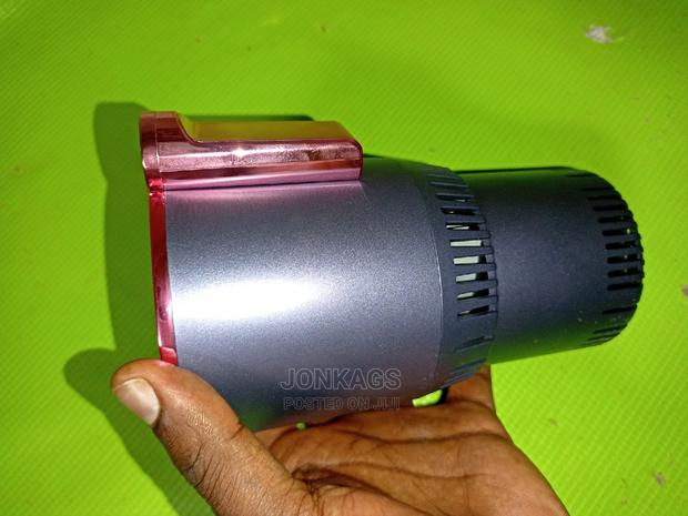 2-in-1 Smart Cooling Heating Car 12 v Holder