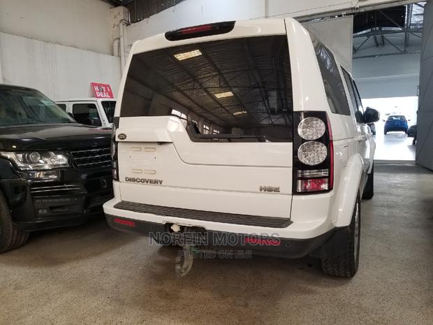 Land Rover Discovery 2015 White - thumbnail 4