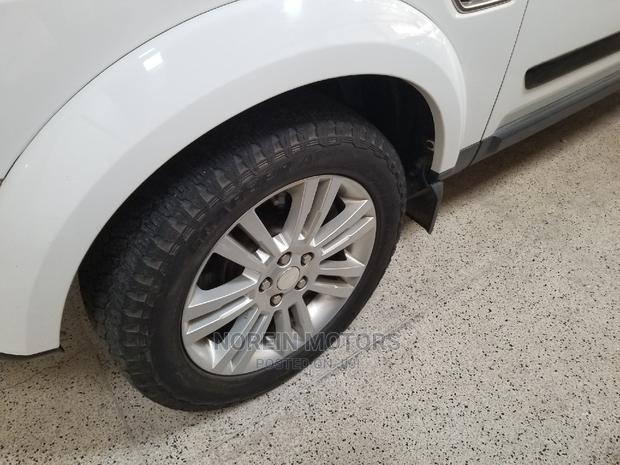 Land Rover Discovery 2015 White - thumbnail 5