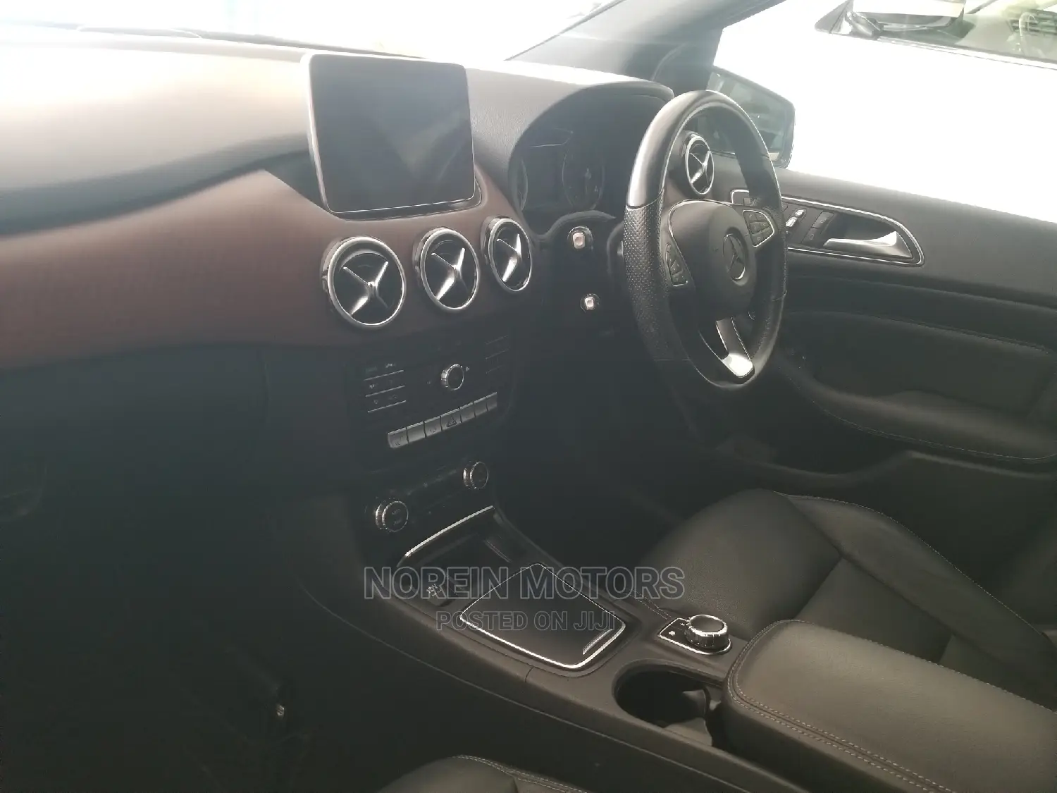 Mercedes-Benz B-Class 2015 Black