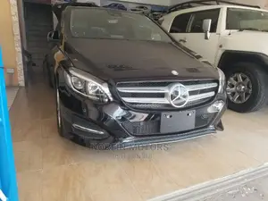 Mercedes-Benz B-Class 2015 Black