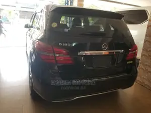 Mercedes-Benz B-Class 2015 Black