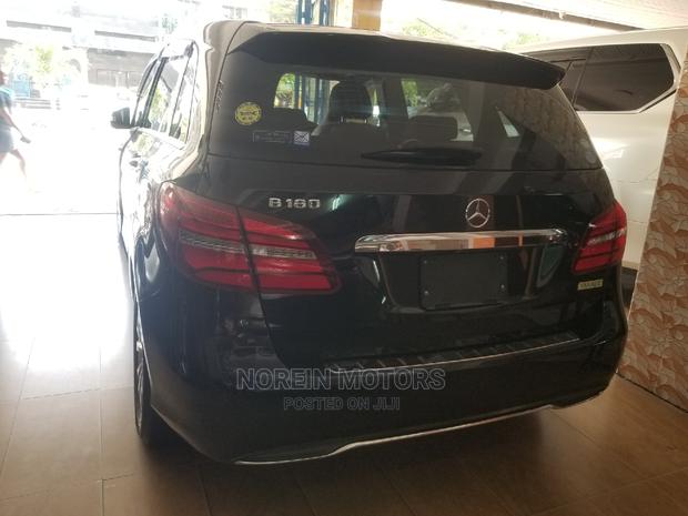 Mercedes-Benz B-Class 2015 Black - thumbnail 4