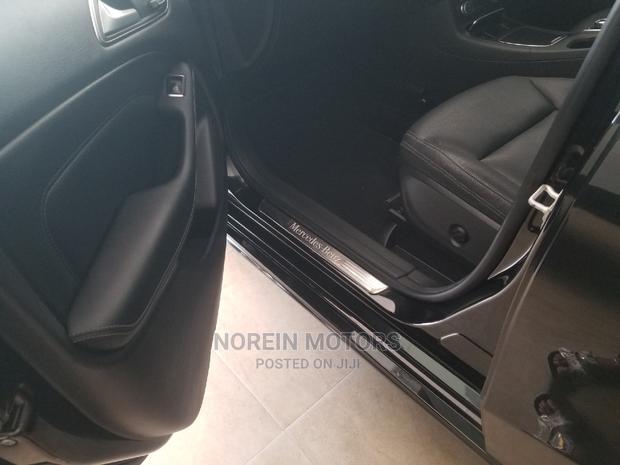 Mercedes-Benz B-Class 2015 Black - thumbnail 6