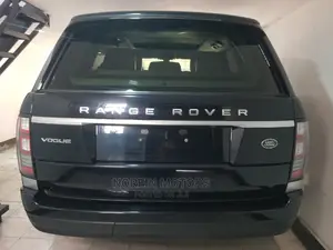 Land Rover Range Rover Vogue 2014 Matt Black