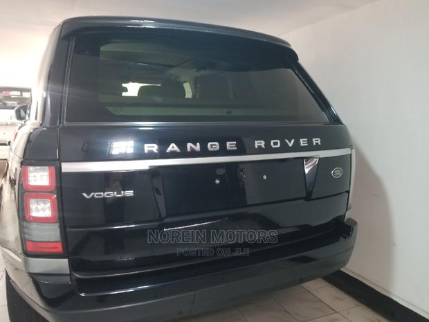Land Rover Range Rover Vogue 2014 Matt Black - thumbnail 4