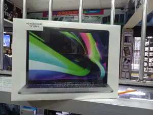 New Laptop Apple MacBook Pro 2022 M2 8GB Apple M2 SSD 256GB