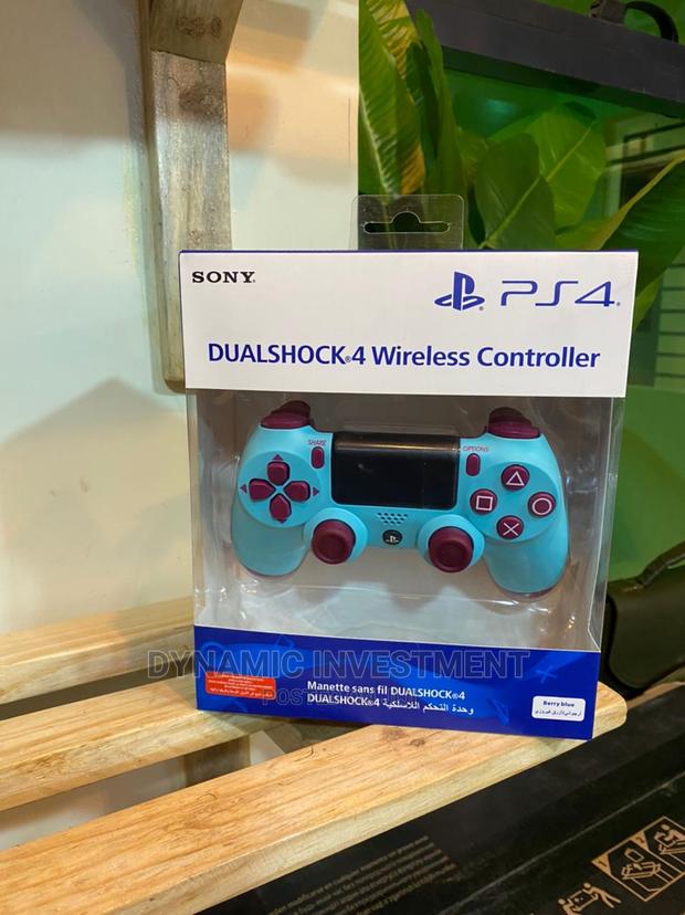 Ps4 DUAL- Shock Controller/Pad(Berry Blue) - thumbnail 3
