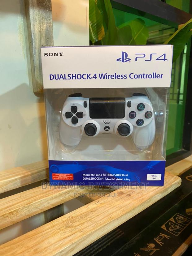 Dual Shock Wireless Controller/Pad(White) - main view