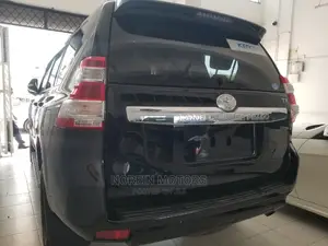 Toyota Land Cruiser Prado 2014 Black