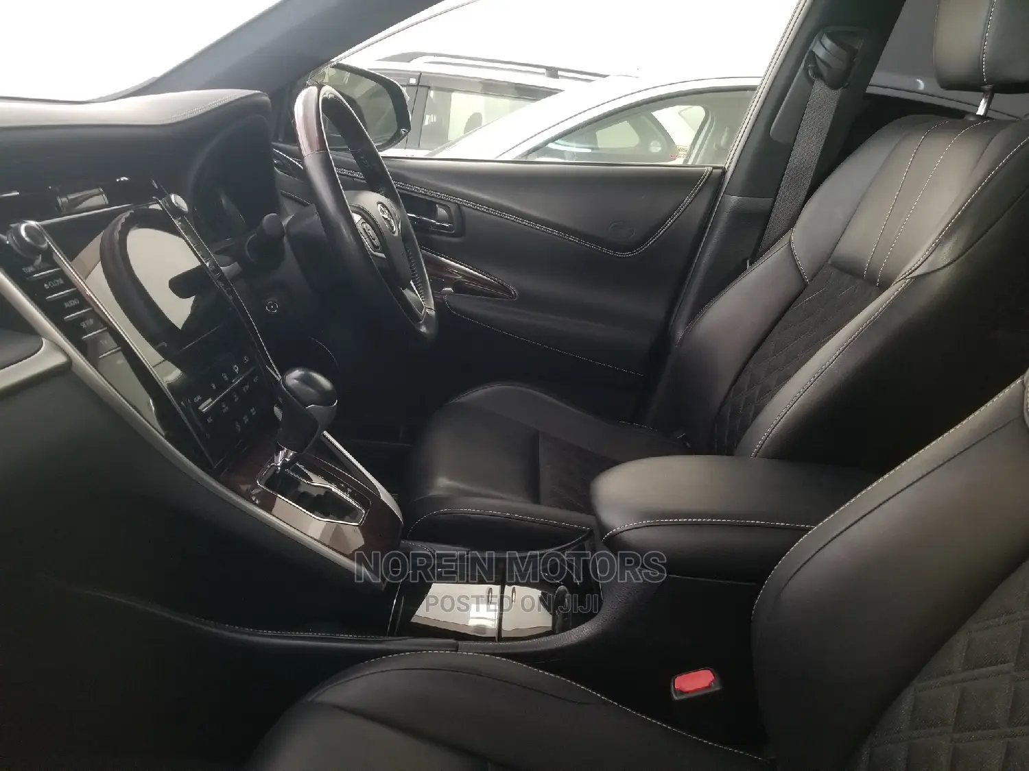 Toyota Harrier 2014 White