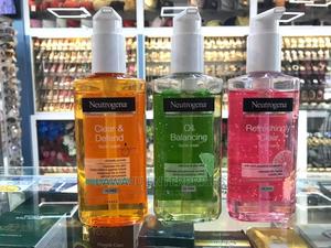 Neutrogena Face Wash - thumbnail 2