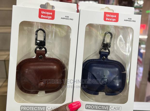 Airpods Pro Casing. - main view