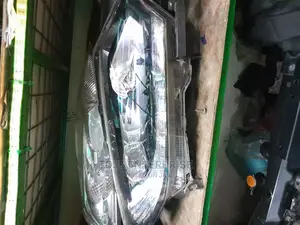 Headlight for Honda Vezel
