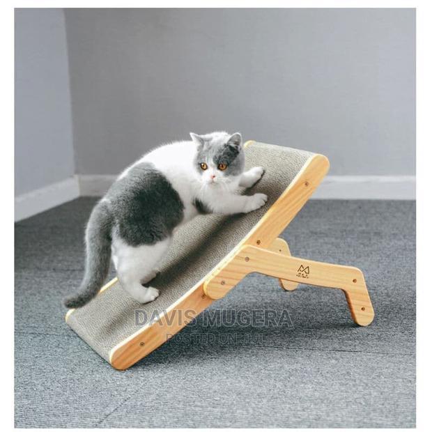 Romeow Cat Scratching Board Sofa Bed, Multifunctional - main view