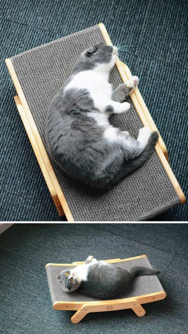 Romeow Cat Scratching Board Sofa Bed, Multifunctional - thumbnail 5