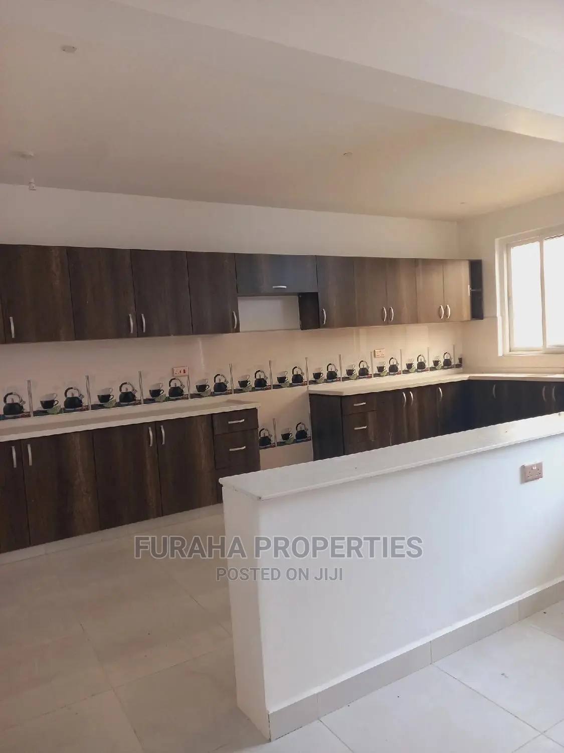 4bdrm Maisonette in Bamburi for sale