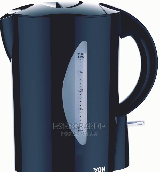 Von Hot Point Corded Kettle 1.7 L