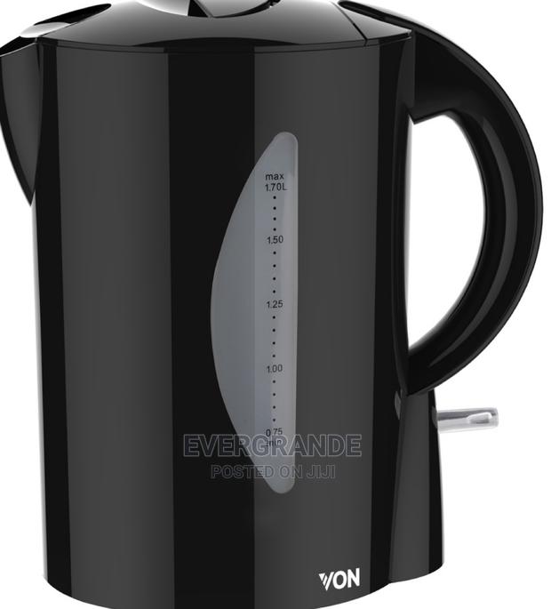 Von Hot Point Corded Kettle 1 .7 L