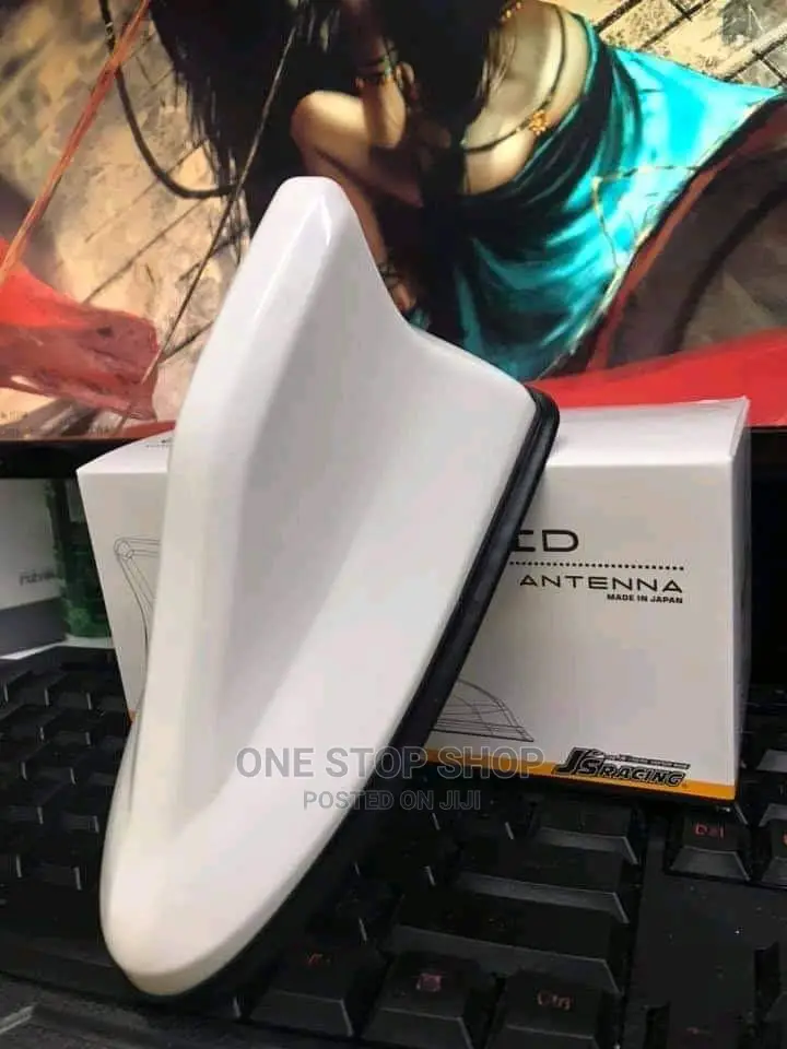 Functional Universal Hybrid Shark Antennnae