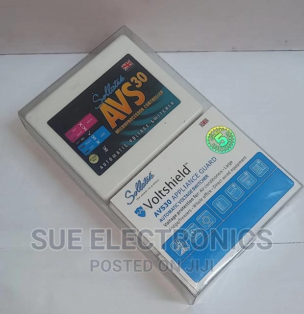 AVS30 Sollatek Automatic Voltage Switcher (CE Rohs)