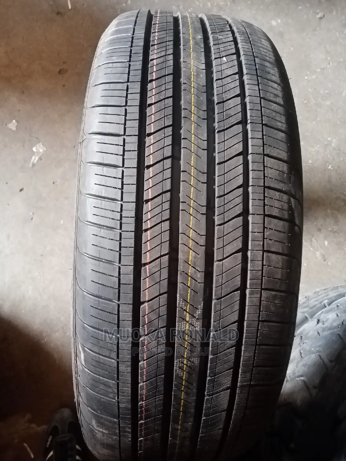 255/55r20 Goodyear Tyre Made in U.S.A