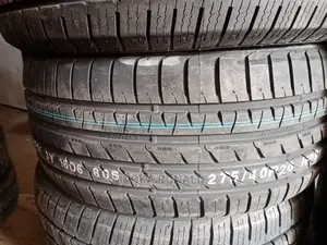 275/40r20 Kumho Tyre Made in Korea