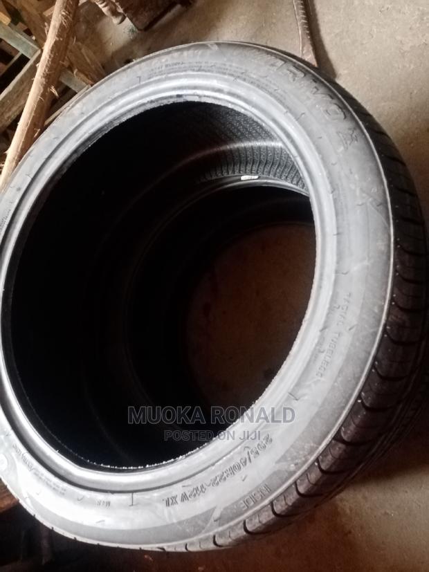 295/40r22 Arivo Tyre - thumbnail 2