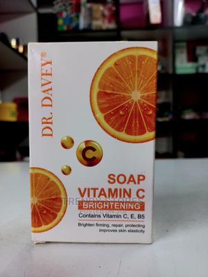 Dr.Davey Vitamin C Whitening Soap - thumbnail 2