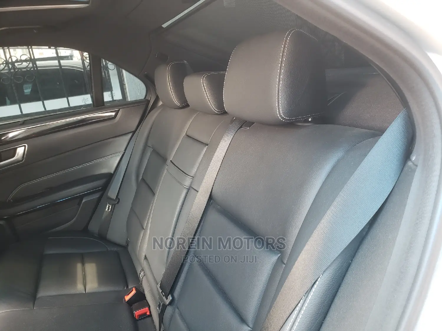 Mercedes-Benz E400 2016 Silver