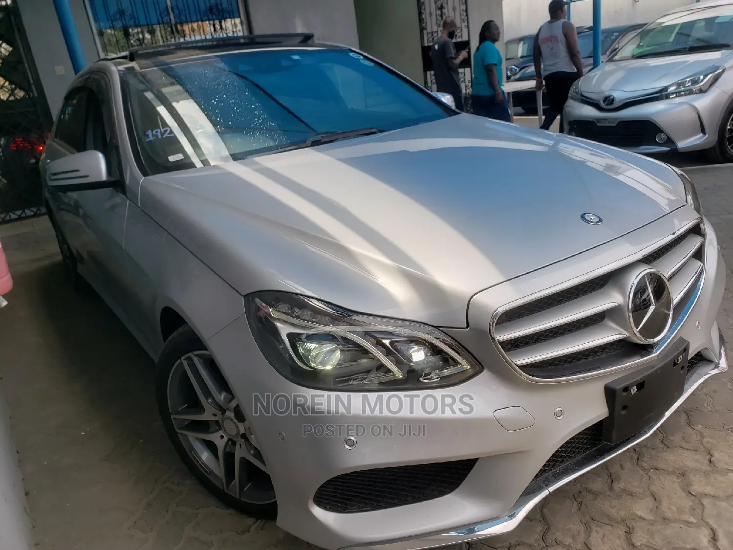 Mercedes-Benz E400 2016 Silver
