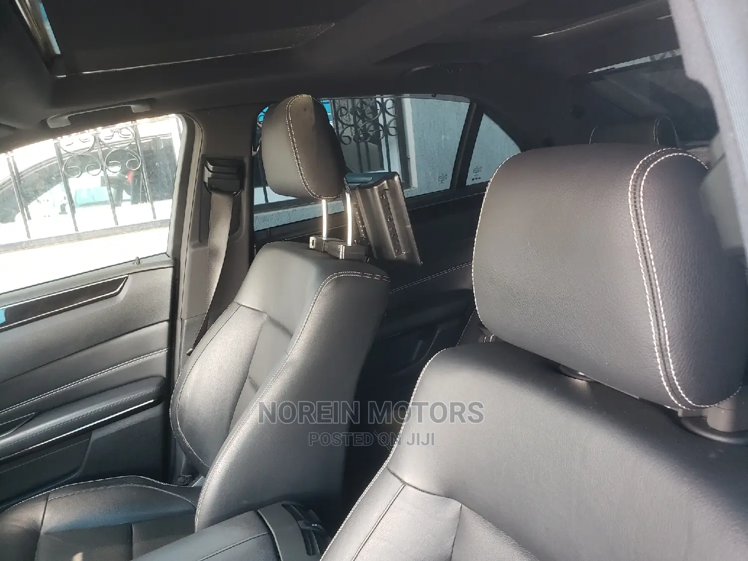 Mercedes-Benz E400 2016 Silver