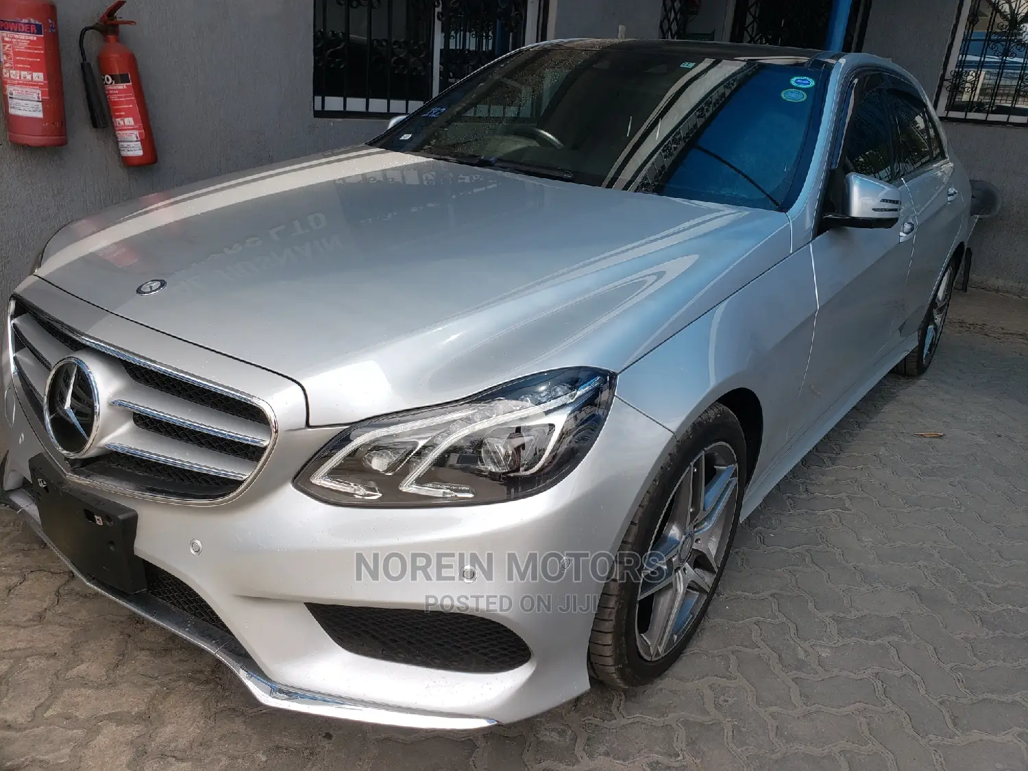 Mercedes-Benz E400 2016 Silver