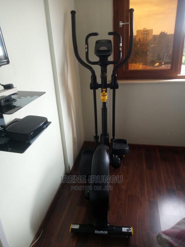 Gym Reebok Crosstrainers - main view