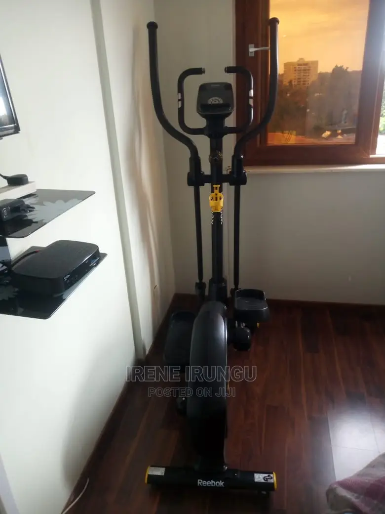Gym Reebok Crosstrainers
