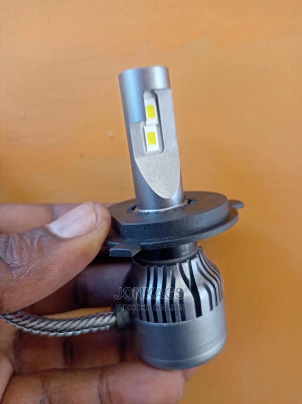 12 v LED Headlights Bulbs - main view