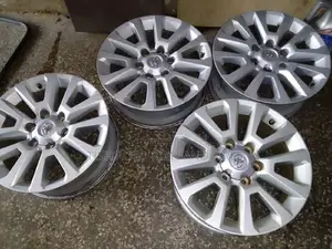 Lancruiser Prado Size 18 Rims Set