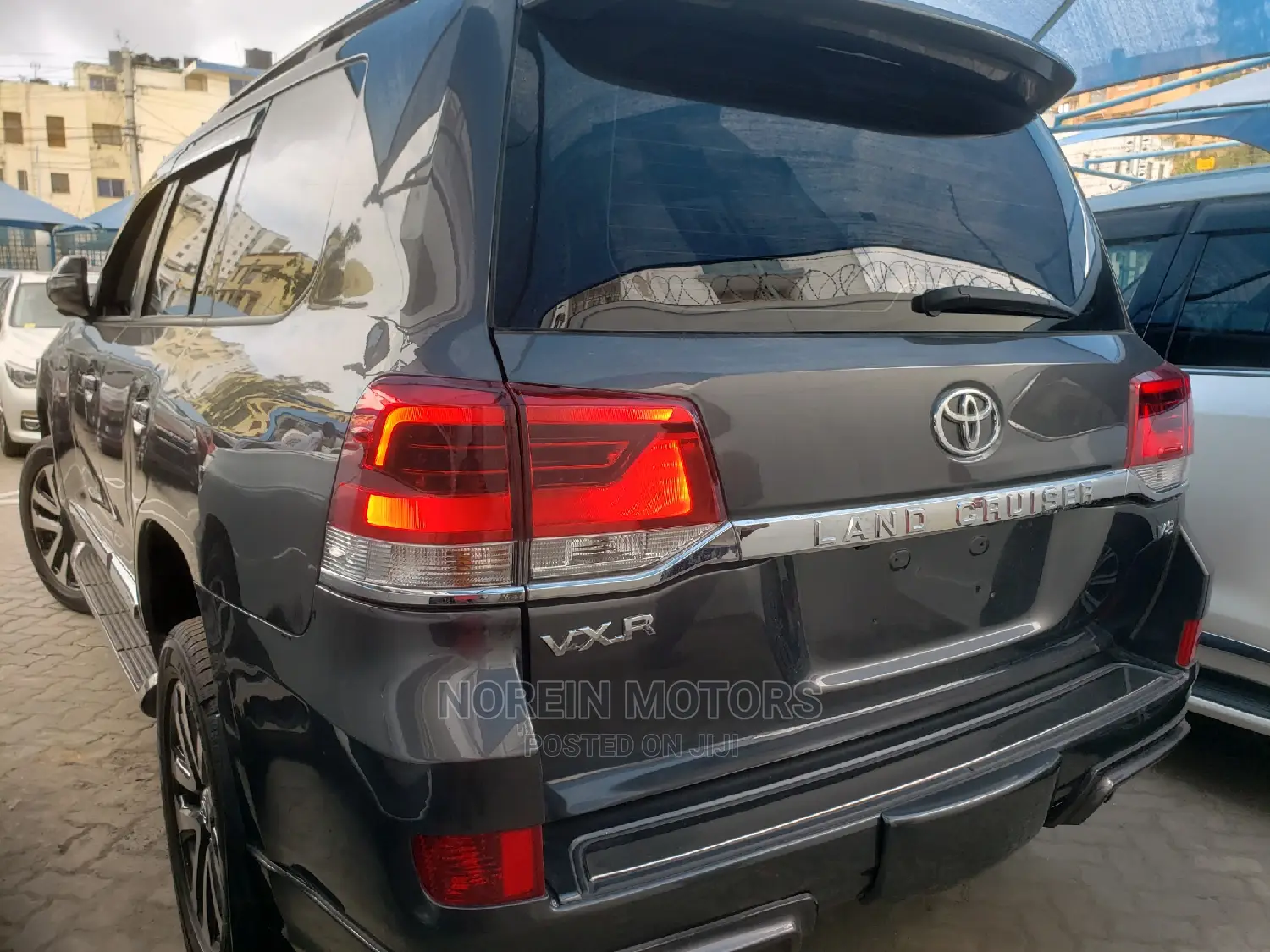 Toyota Land Cruiser 2015 Gray