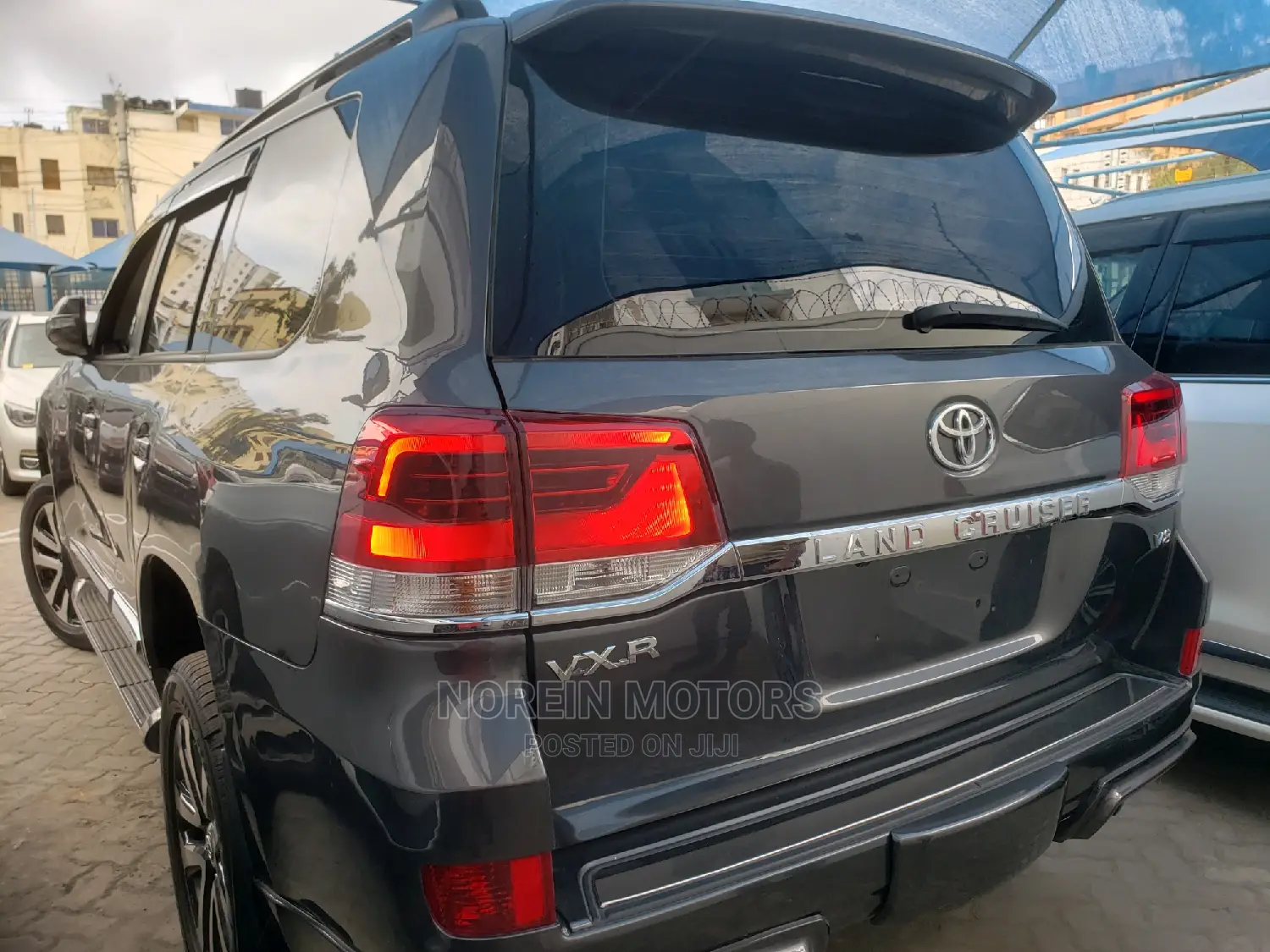 Toyota Land Cruiser 2015 Gray