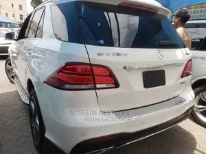 Mercedes-Benz GLE-Class 2017 White