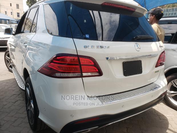 Mercedes-Benz GLE-Class 2017 White - thumbnail 3