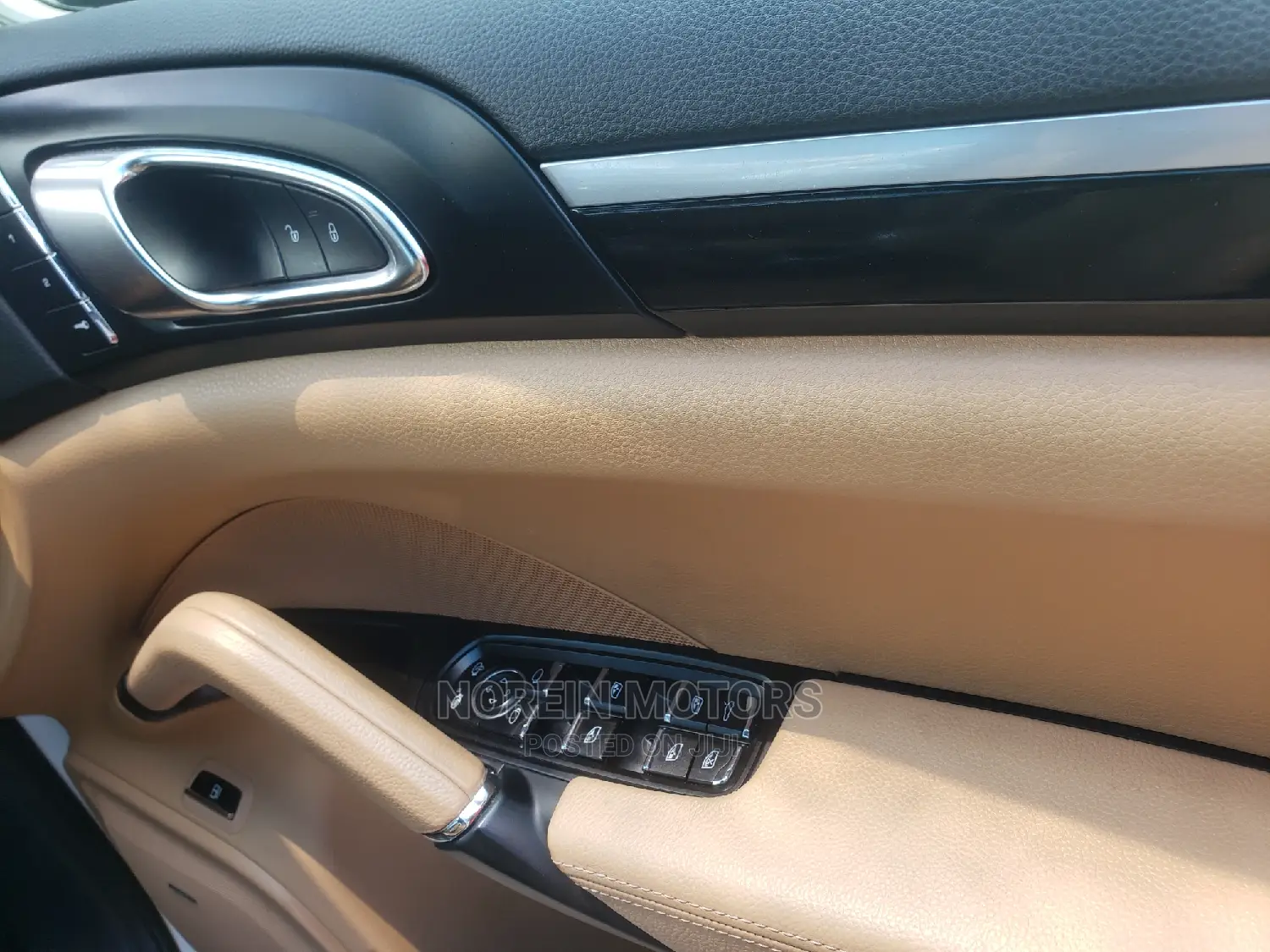 Porsche Cayenne 2017 White